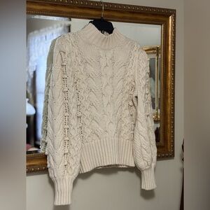 Banana Republic Chunky Cable Knit Sweater Cream Size S